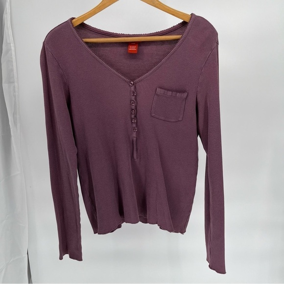 Sundance Women’s Waffle Knit Henley Top Size L V Neck Stretch Button Front - Picture 1 of 7